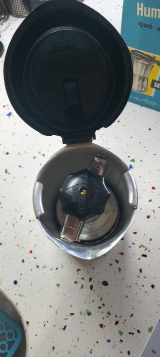 Cafetera a Presión Magefesa 6 Tazas