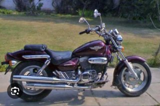 Hyosung Aquila 125cc Moto Cruiser