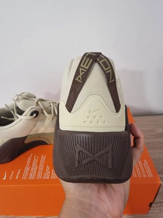 T44 Nike Metcon 7 Beige/marrón