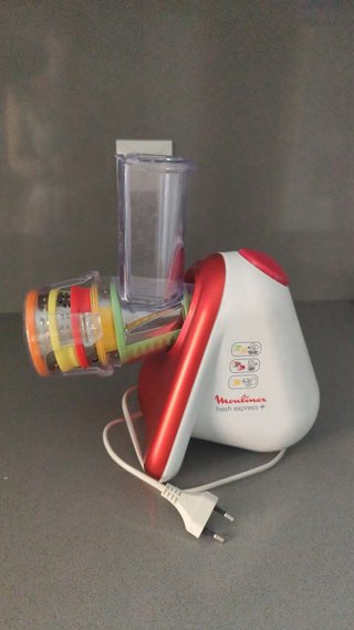 Máquina Trituradora Eléctrica. Marca Moulinex.