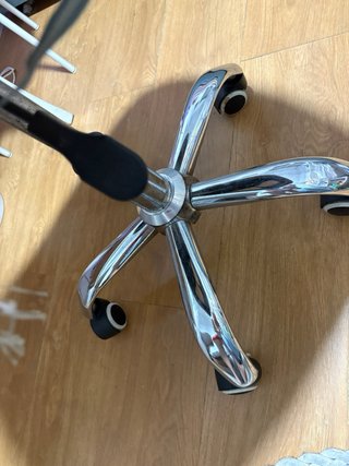 Silla Giratoria de Oficina Gris