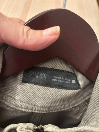 Traje Zara Chaleco y Pantalón