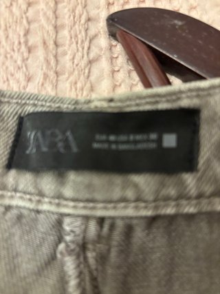 Traje Zara Chaleco y Pantalón