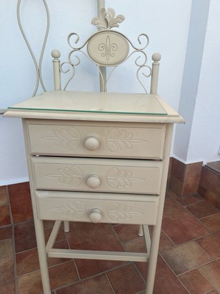 Cabecero y mesilla forja beige de 105