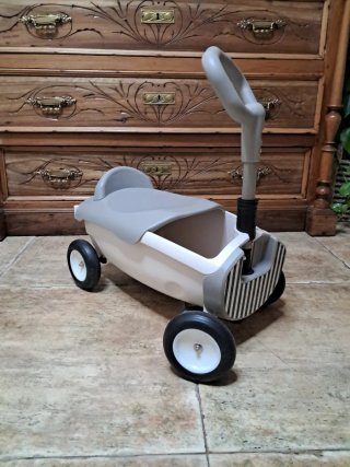 Correpasillos estilo retro