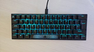 Teclado Corsair K65 RGB MINI 60%
