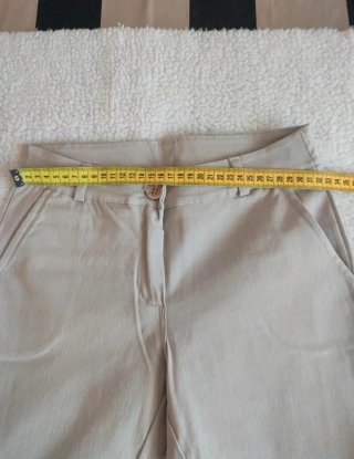 Pantalón Pitillo Beige 9900