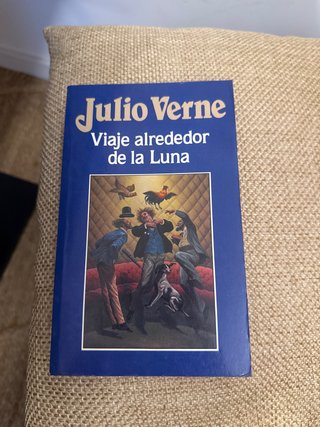 Viaje alrededor de la Luna