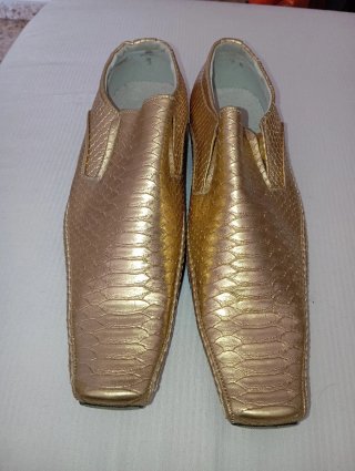 Zapatos de vestir dorados para hombre