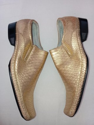Zapatos de vestir dorados para hombre
