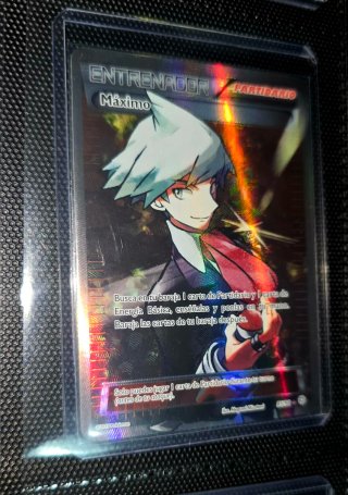 Carta Pokémon Entrenador Máximo Partidario
