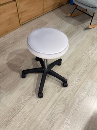 Taburete con Ruedas para Estética