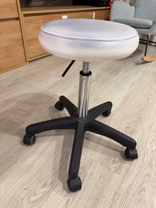 Taburete con Ruedas para Estética