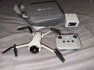 Dron DJI Mini 3