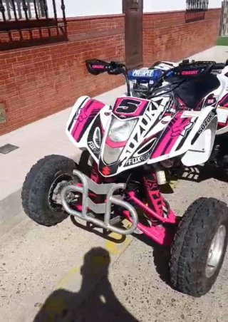 Suzuki LTZ 400 Quad