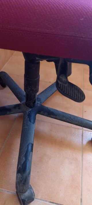 Silla de oficina con ruedas