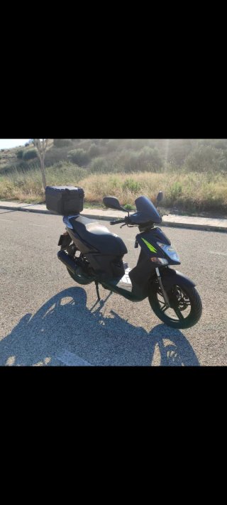 Kymco Agility City 125 Scooter Negra