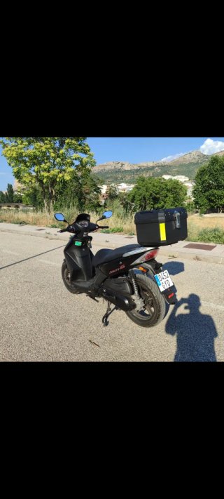 Kymco Agility City 125 Scooter Negra