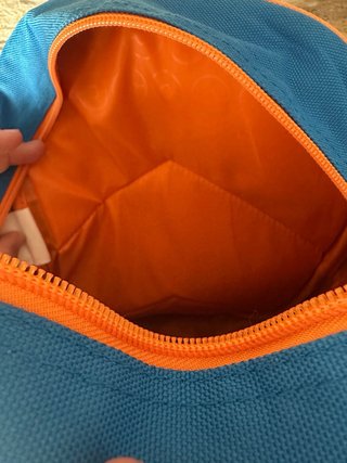 Mochila Pokémon Azul con Charmander, Pikachu