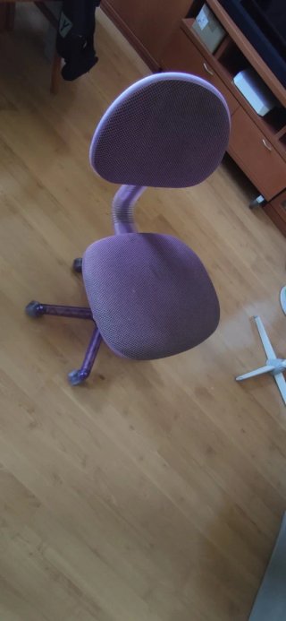 Silla de escritorio con ruedas
