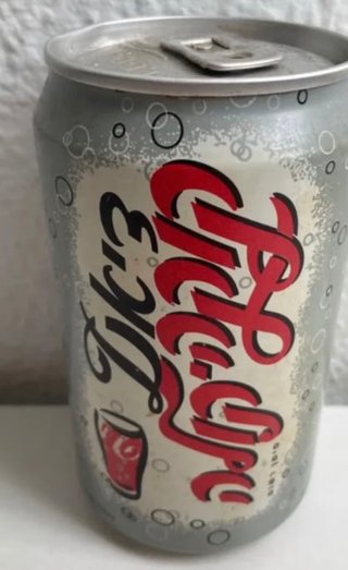 Lata de Coca-Cola Diet extranjera