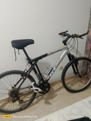 Bicicleta de Montaña GT Avalanche 3.0