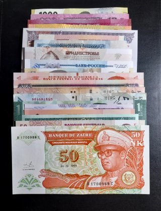 Lote 20 Billetes Extranjeros