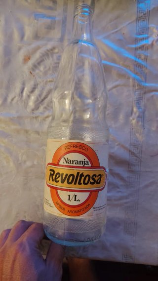 Botella Antigua Refresco Naranja Revoltosa 1L