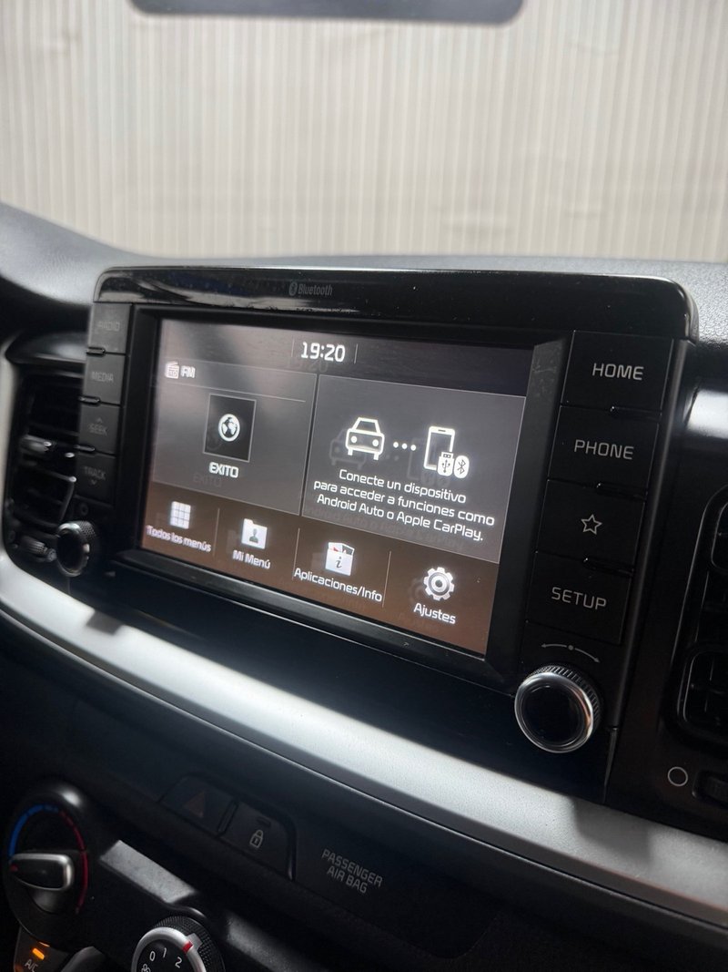 Kia Stonic 2019, foto 15