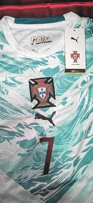 Pack Camiseta y Pantalón Portugal Niño