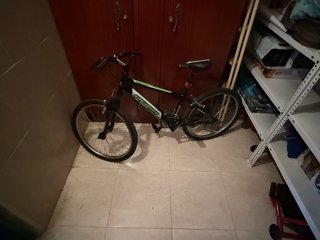 Bicicleta de montaña niño Negra y Verde 24’’