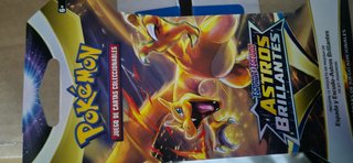 Pokémon Espada y Escudo Astros Brillantes
