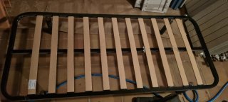 Somier metálico con láminas de madera