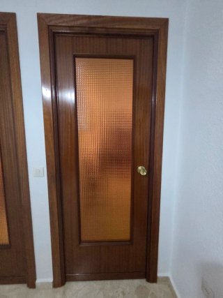 9 Puertas de Interior con Marcos y Herrajes