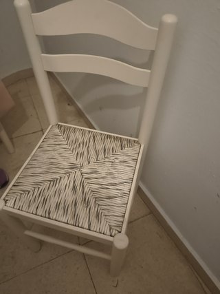 Set de 2 Sillas de Cocina lacadas en muy estado