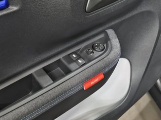 Citroën C3 C3 1.2 HYBRID 110 EDSC6 BUSINESS 5P (KMO)