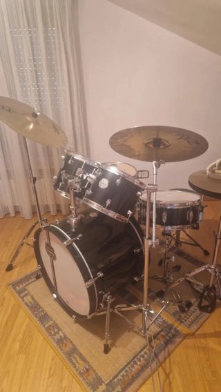Batería Mapex Negra