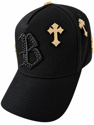 Gorra Negra con Detalles Dorados y Pedrería