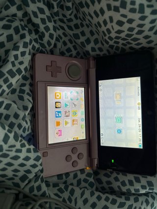 Nintendo 3DS Rosa + Cargador Original