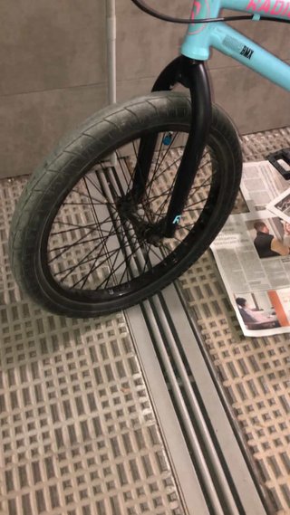 Bicicleta BMX azul