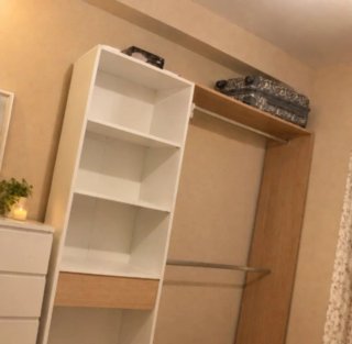 Armario Vestidor con Estanterías y Barra