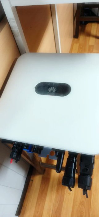 Inversor Huawei 5.5k Casi nuevo