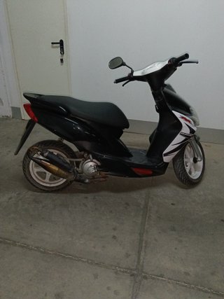 YAMAHA JOG Scooter Negro/Blanco