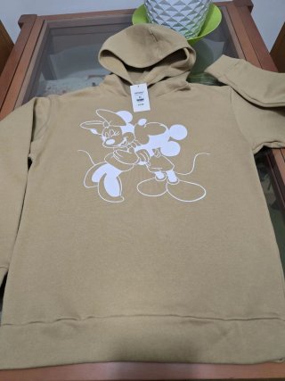 Sudadera talla M ( grande).CON ETIQUETA.