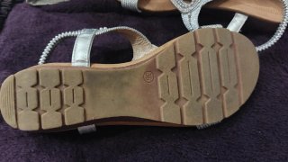 Sandalias Plateadas con Perlas Talla 38