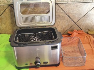2 Freidoras de aceite dobles. MANDINE