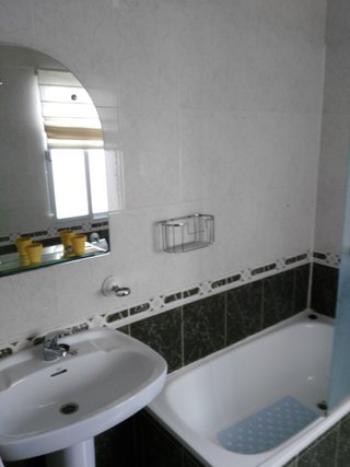 ALQUILER HABITACIÓN PARA CHICAS ESTUDIANTES