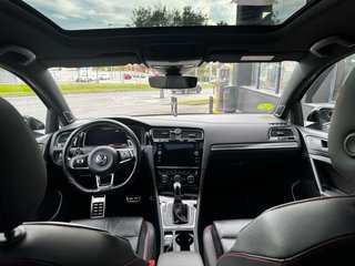 Volkswagen Golf GTI 7.5 Performance