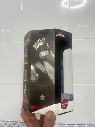 Figura UFC Ilia Topuria limitada.