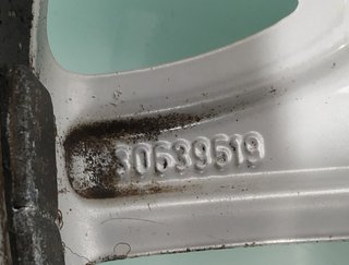 30639519 llanta volvo xc90 2.4 d kinetic 551320